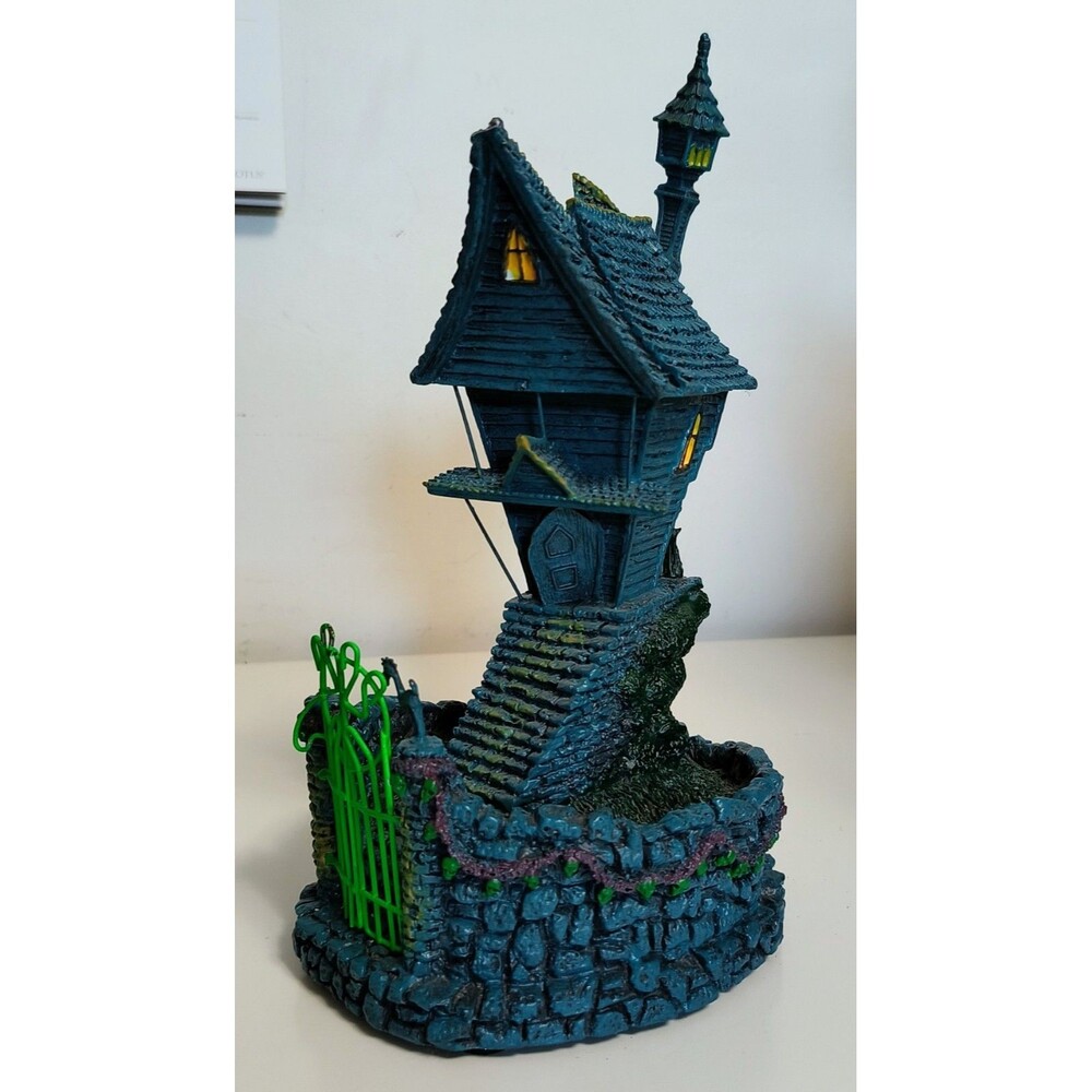 HAWTHORNE VILLAGE DISNEY THE NIGHT BEFORE CHRISTMAS JACK'S HOUSE W BLACK LIGHT